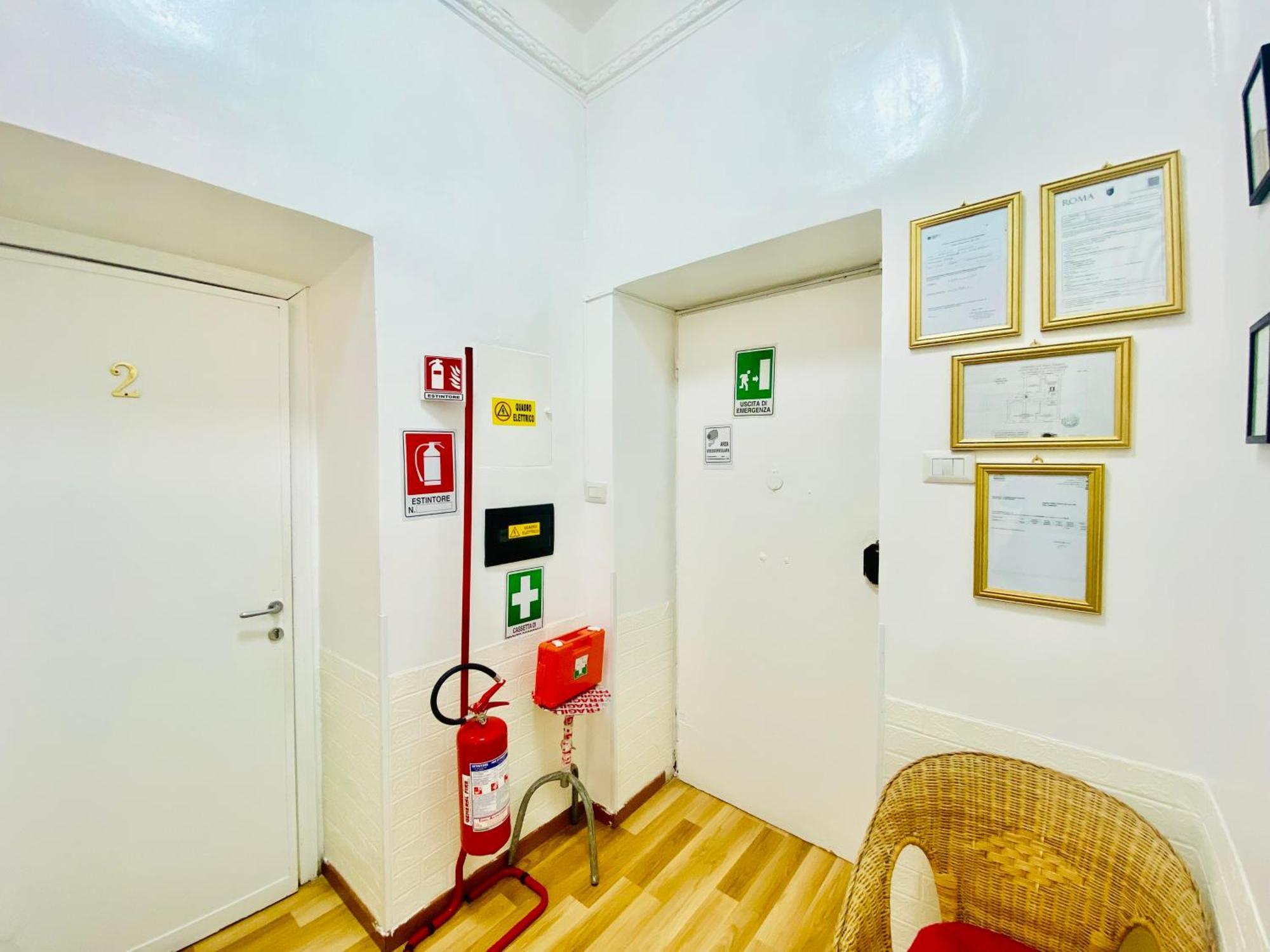 Comfort Inn Roma Termini מראה חיצוני תמונה